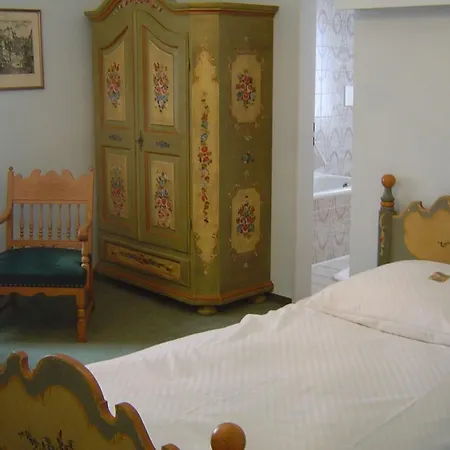 Hotel Alte Post 3*
